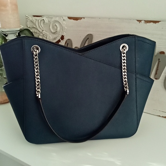 Michael Kors Large X Chain Shoulder Tote Bag - Picture 6 of 6